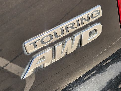 Used 2021 Honda Pilot Touring image 12