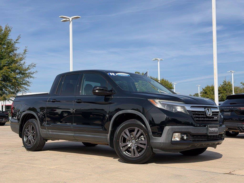 Used 2018 Honda Ridgeline Sport image 2