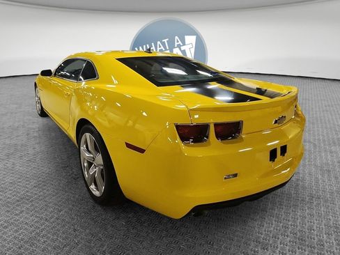 Used 2010 Chevrolet Camaro SS w/ LPO, Ground Effects Package RWD image 6