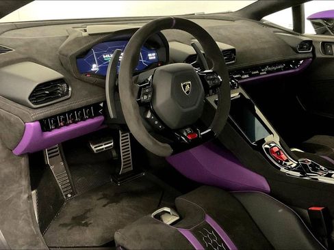 Used 2024 Lamborghini Huracan Tecnica image 7