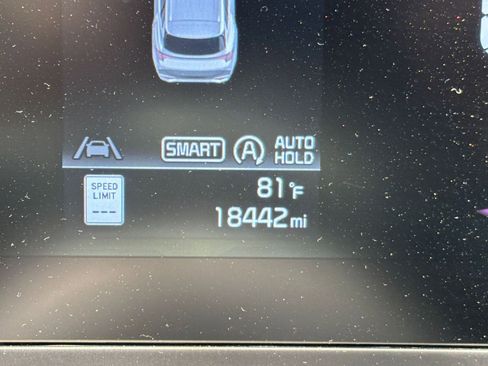 Used 2025 Kia Sportage LX FWD image 9