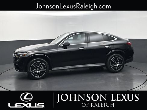 Used 2024 Mercedes-Benz GLC 300 4MATIC image 2