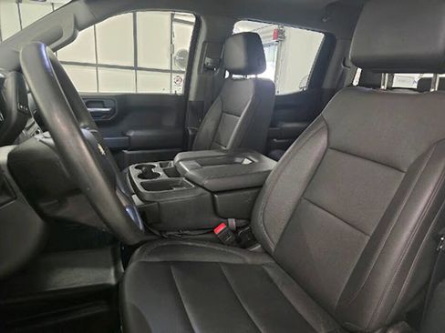 Used 2023 Chevrolet Silverado 1500 W/T w/ Trailering Package AWD/4WD image 11
