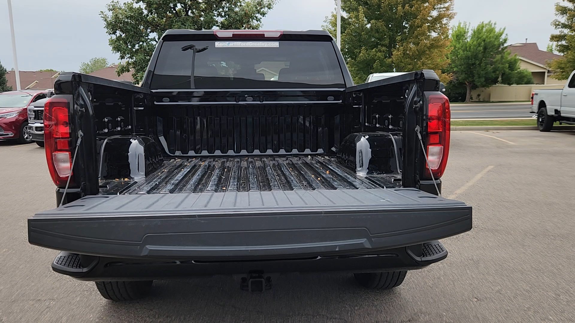 Used 2024 GMC Sierra 1500 Pro w/ Graphite Edition AWD/4WD image 40