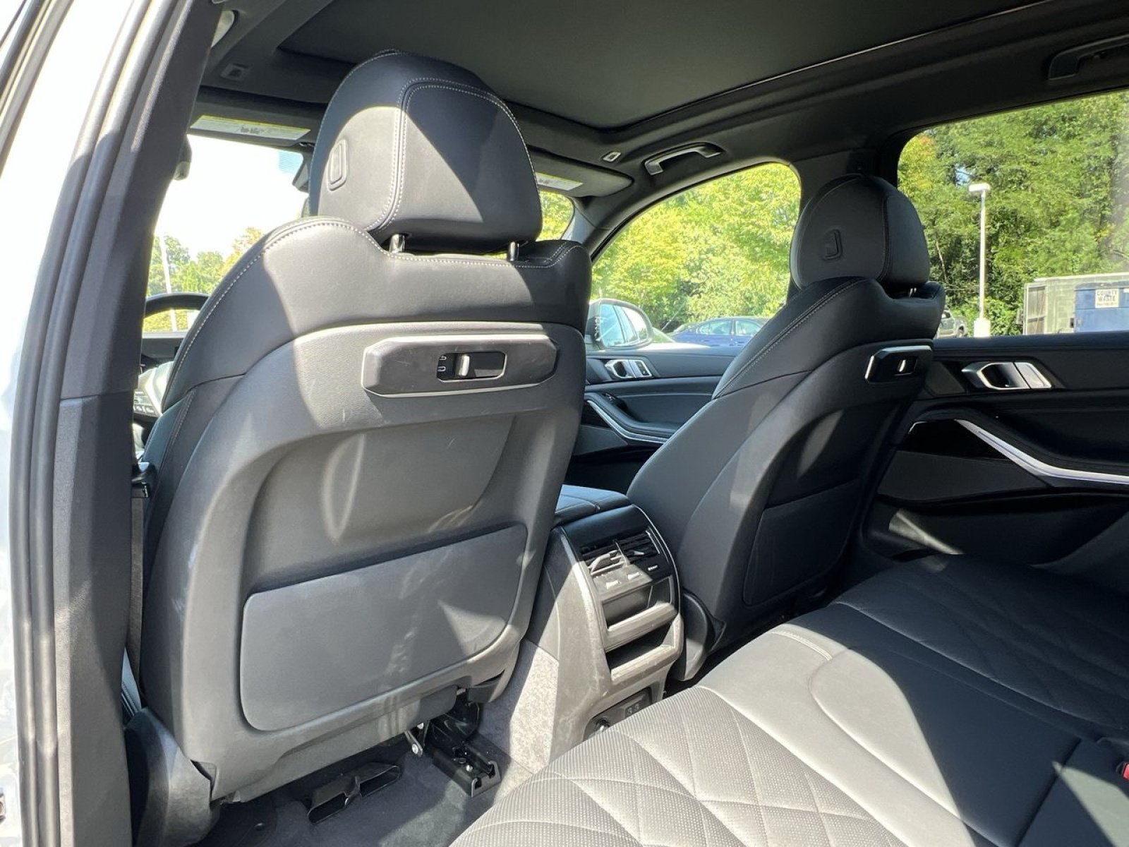 Used 2026 BMW X5 xDrive40i AWD/4WD image 23
