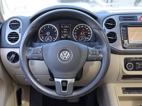 Used 2011 Volkswagen Tiguan S AWD/4WD image 12