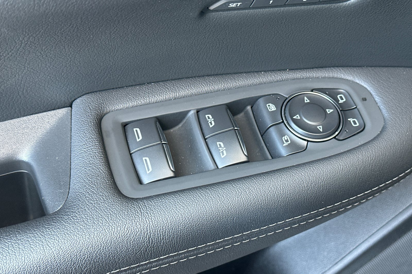 Used 2026 Cadillac XT5 Premium Luxury FWD image 12