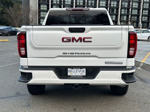 Used 2025 GMC Sierra 1500 Elevation w/ Elevation Premium Package image 4