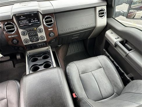 Used 2015 Ford F350 Lariat w/ Chrome Package image 15