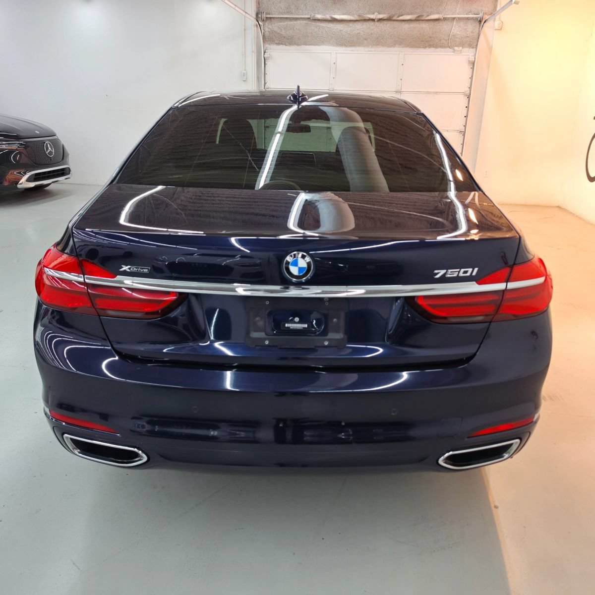 Used 2019 BMW 750i xDrive AWD/4WD image 5