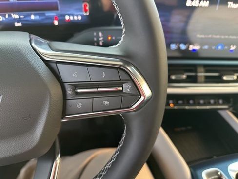 New 2026 Chevrolet Equinox EV LT image 23