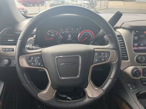 Used 2015 GMC Yukon Denali w/ Premium Package AWD/4WD image 18