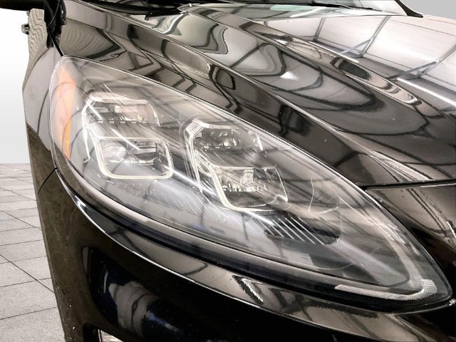 Used 2022 Ford Escape Titanium AWD/4WD image 28