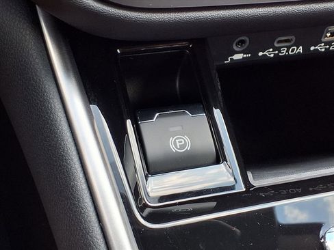 Certified 2025 Subaru Outback Premium w/ Popular Package #1A image 16