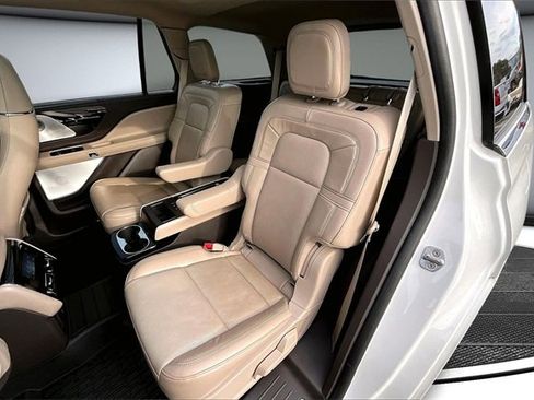 Used 2021 Lincoln Aviator Grand Touring w/ Equipment Group 302A image 22