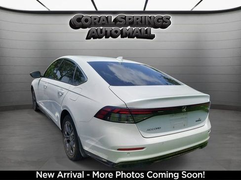 Used 2023 Honda Accord EX-L image 3