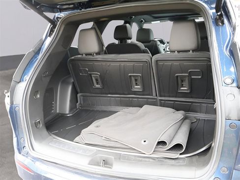 Used 2023 Buick Enclave Avenir w/ Trailering Package, 5000 lbs. image 19