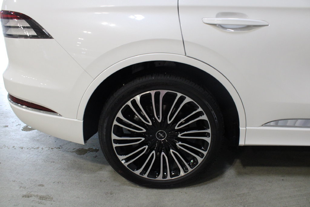 New 2027 Lincoln Aviator Black Label w/ Dynamic Handling Package AWD/4WD image 26