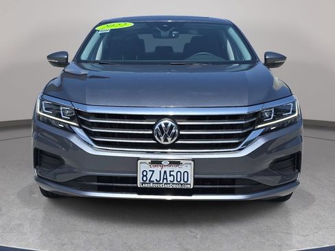Used 2022 Volkswagen Passat 2.0T SE FWD image 3