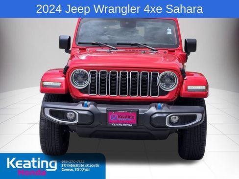 Used 2024 Jeep Wrangler Unlimited Sahara AWD/4WD image 2