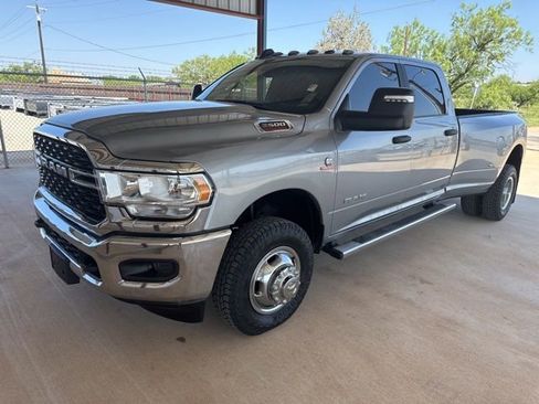 Used 2024 RAM 3500 Big Horn w/ Protection Group AWD/4WD image 3