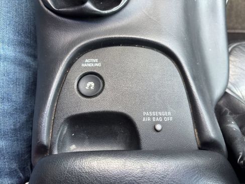Used 2004 Chevrolet Corvette Z06 w/ Memory Package RWD image 18
