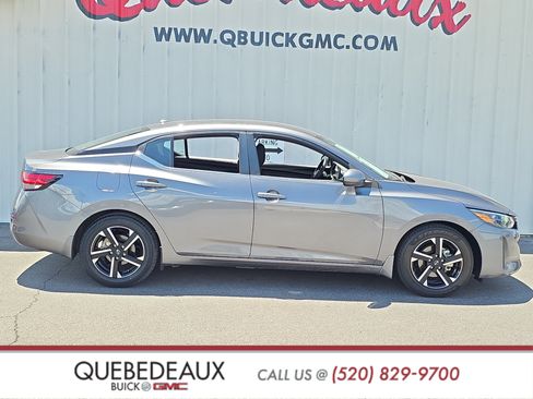 Used 2025 Nissan Sentra SV w/ Trunk Package FWD image 8