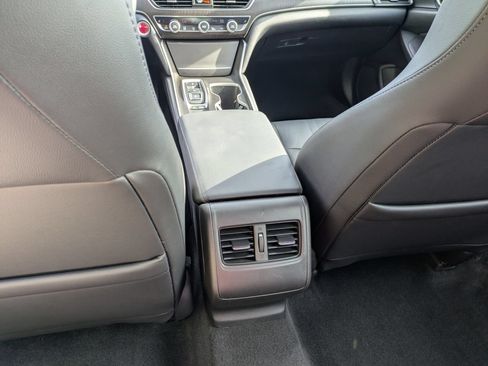 Used 2019 Honda Accord EX-L image 31