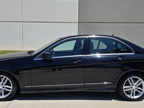 Used 2013 Mercedes-Benz C 300 4MATIC Sedan image 8