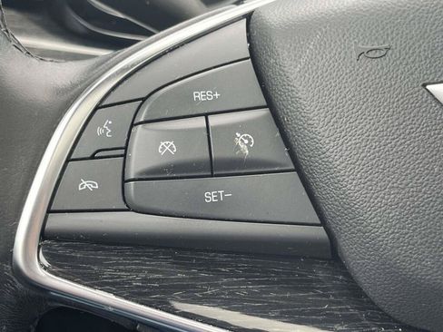 Used 2023 Cadillac XT5 Premium Luxury FWD image 33