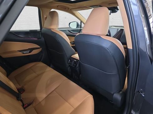 Used 2024 Lexus NX 350 AWD image 11