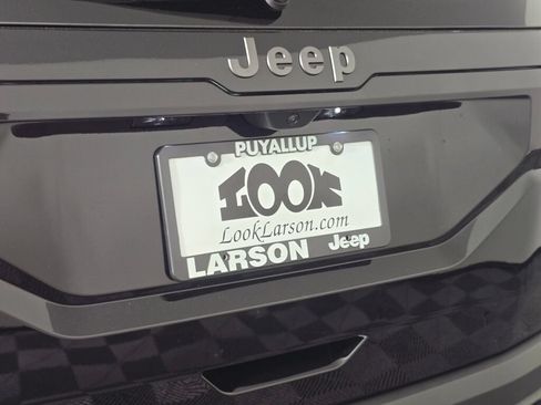 New 2026 Jeep Cherokee Limited AWD/4WD image 13