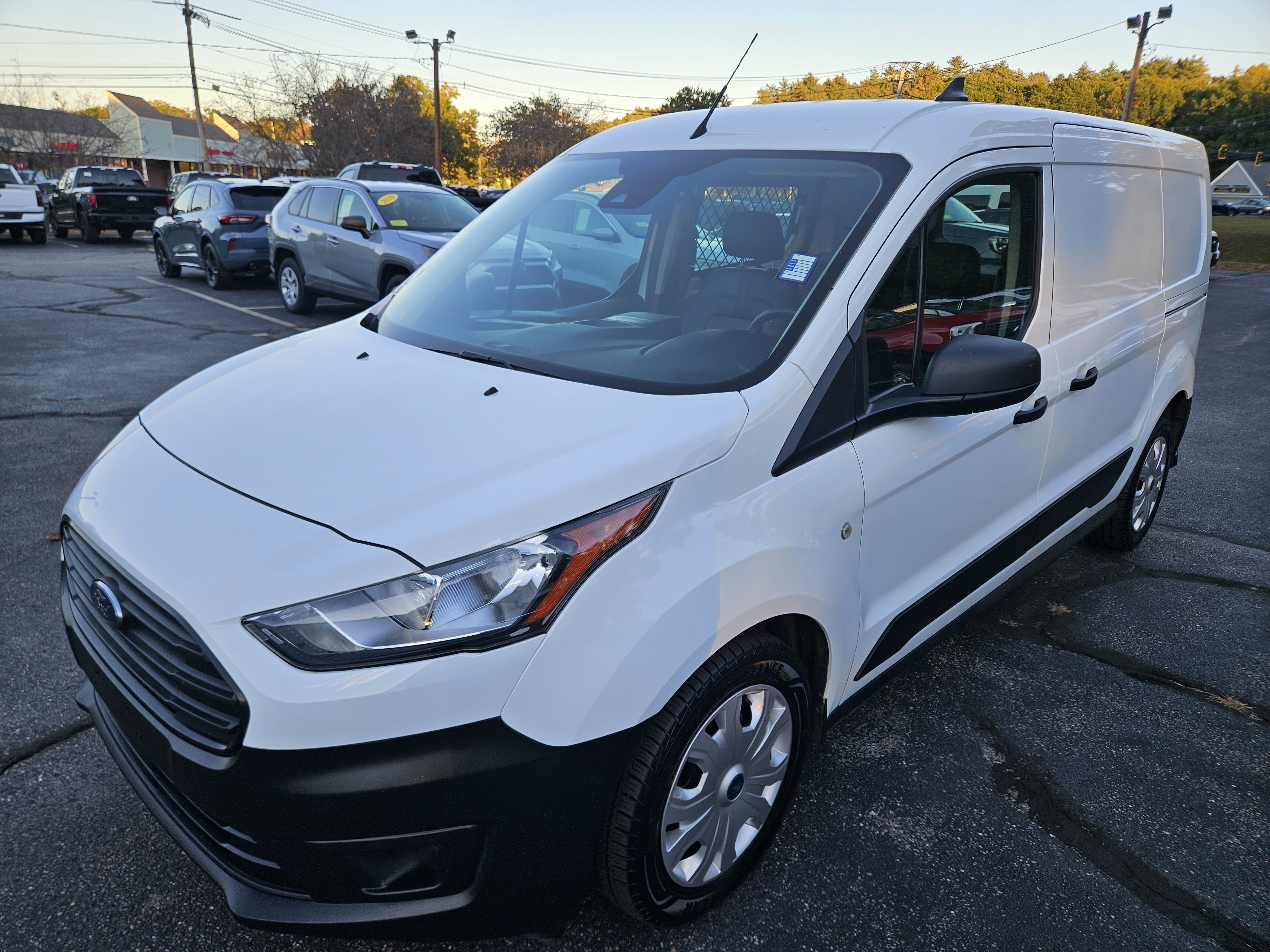 Used 2023 Ford Transit Connect XL w/ Trailer Tow Package FWD image 1