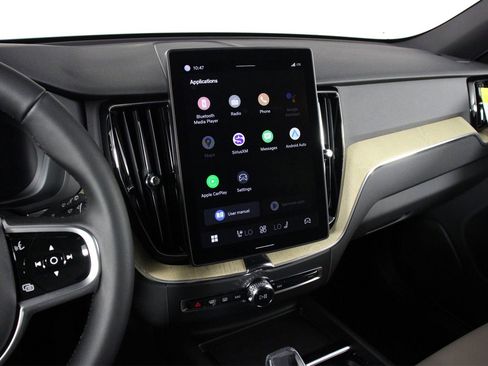 New 2026 Volvo XC60 B5 Plus w/ Protection Package Premier image 6