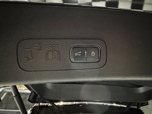 Used 2021 Lincoln Aviator AWD image 80
