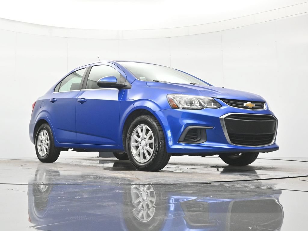 Used 2018 Chevrolet Sonic LT FWD image 37