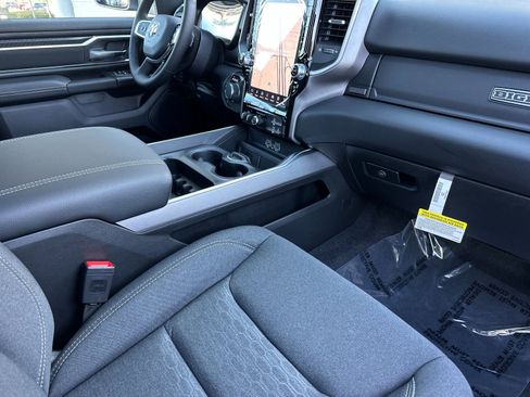 New 2026 RAM 1500 Big Horn AWD/4WD image 14