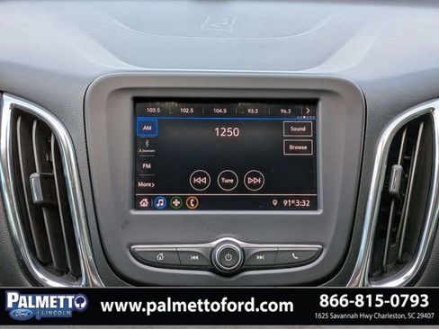 Used 2021 Chevrolet Equinox LT FWD image 18