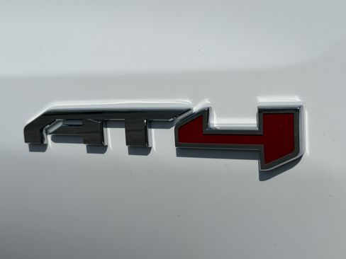 New 2026 GMC Sierra 1500 AT4 AWD/4WD image 11