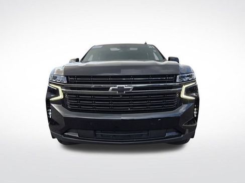 Used 2021 Chevrolet Tahoe RST w/ Luxury Package RWD image 3