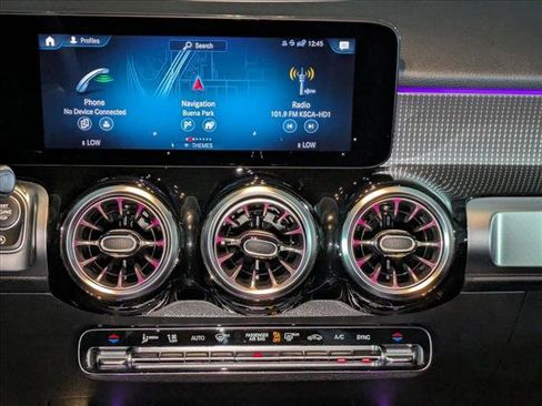 Certified 2022 Mercedes-Benz GLB 250 image 17