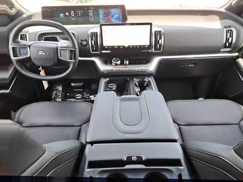 New 2027 Ford Expedition Platinum w/ Stealth Performance Package AWD/4WD image 19