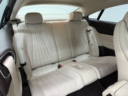 Used 2018 Mercedes-Benz E 400 Coupe image 37