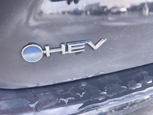 Used 2025 Toyota Camry LE w/ Convenience Package image 2