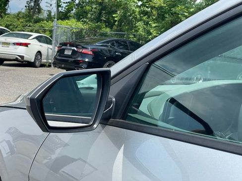 Used 2023 Hyundai Elantra SEL image 20