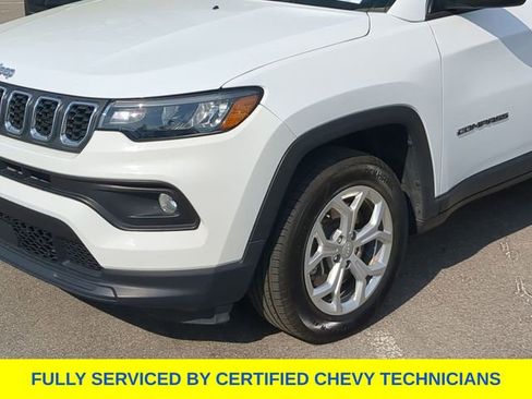 Used 2024 Jeep Compass Latitude AWD/4WD image 13