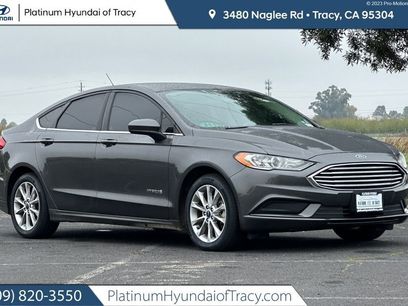 Used 2017 Ford Fusion SE