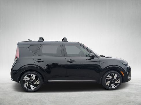 Certified 2025 Kia Soul GT-Line image 2