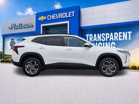 New 2026 Chevrolet Trax LT FWD image 7