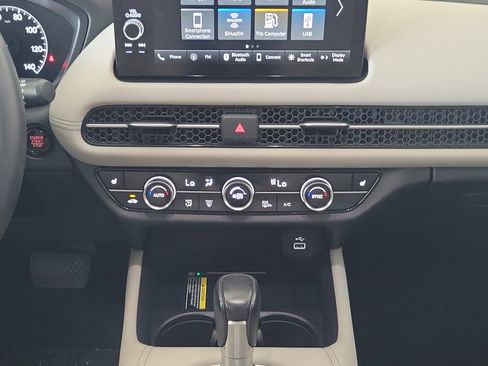 Used 2023 Honda HR-V EX-L image 19